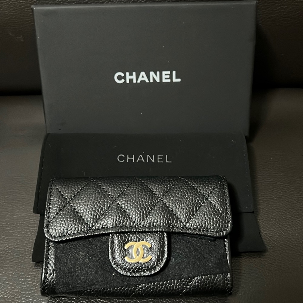 X SOLD OUT X Chanel classic flap card holder BRAND NEW